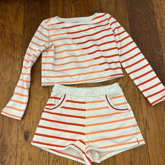 Solid & Striped Set - Picture 1 of 7